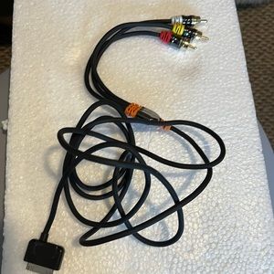 Scosche Composite A/V Cable-30 pin adapter cables